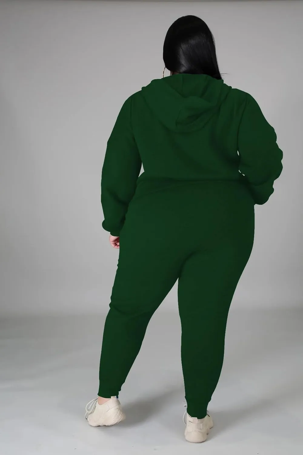 YeGine Womens Plus Size Two Piece Outfits Sweatsuits Casual Long Sleeve Set With Pockets